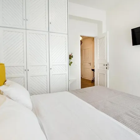 Onarhome Potos Exterior photo